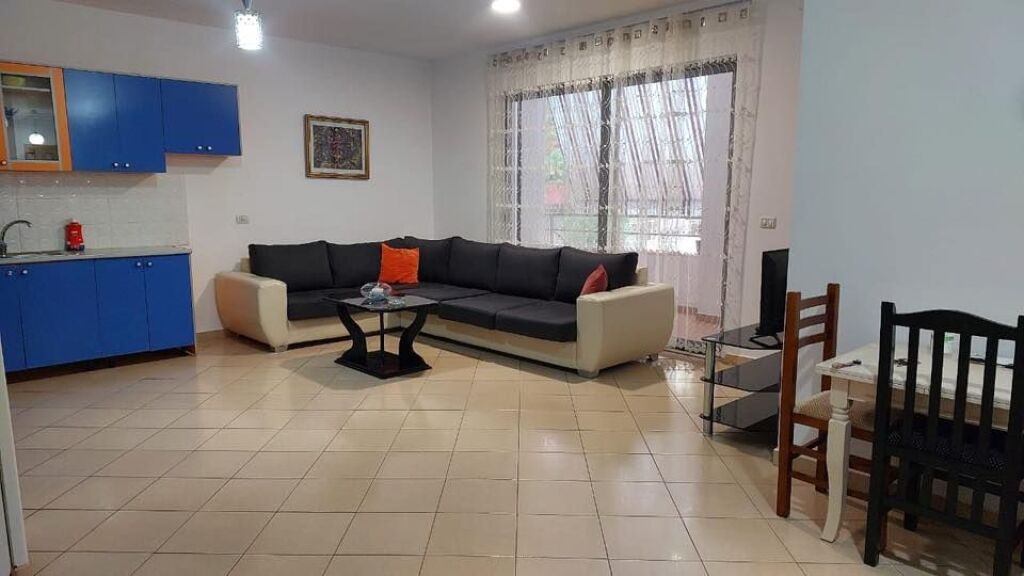 Jepet me qira apartament 2+1 📍 Yzberisht , Eco Market