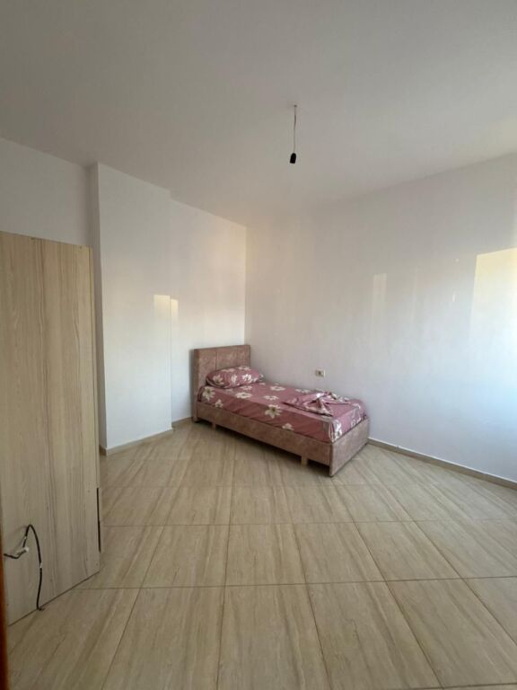 🏡✨ JEPET ME QERA Apartament 3+1 📍 Fresk💶 Çmimi: 400 Euro/muaj