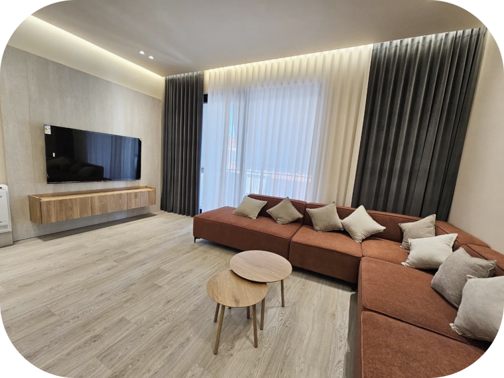 JEPET ME QIRA APARTAMENT LUKSOZ 2+1+2 + POST PARKIMI 📍 Kompleksi Delijorgji, Tiranë