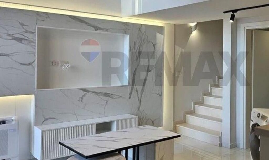 Luxurious duplex by the sea in Elite Resort, Radhimë  ID: 530471002-1428