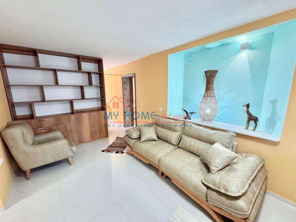 Apartament 2+1 me qera tek Sheshi Wilson ne Tirane