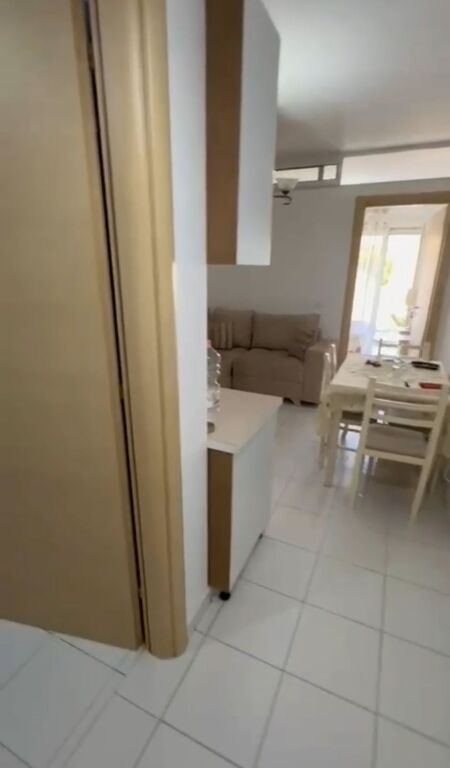 Shitet Apartament 1+1 tek Kompleksi Ana - Qytet Studenti