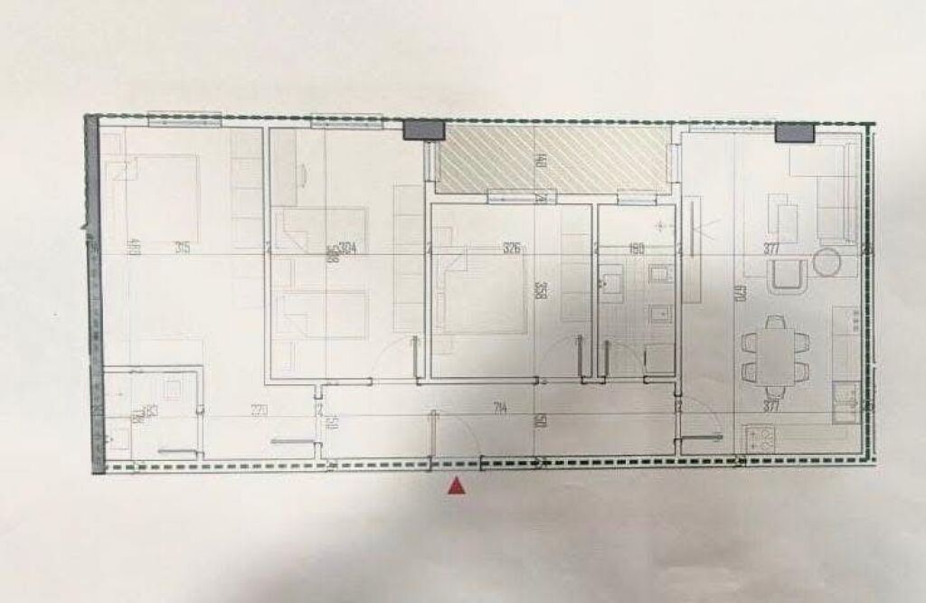Shitet apartament 3+1+2