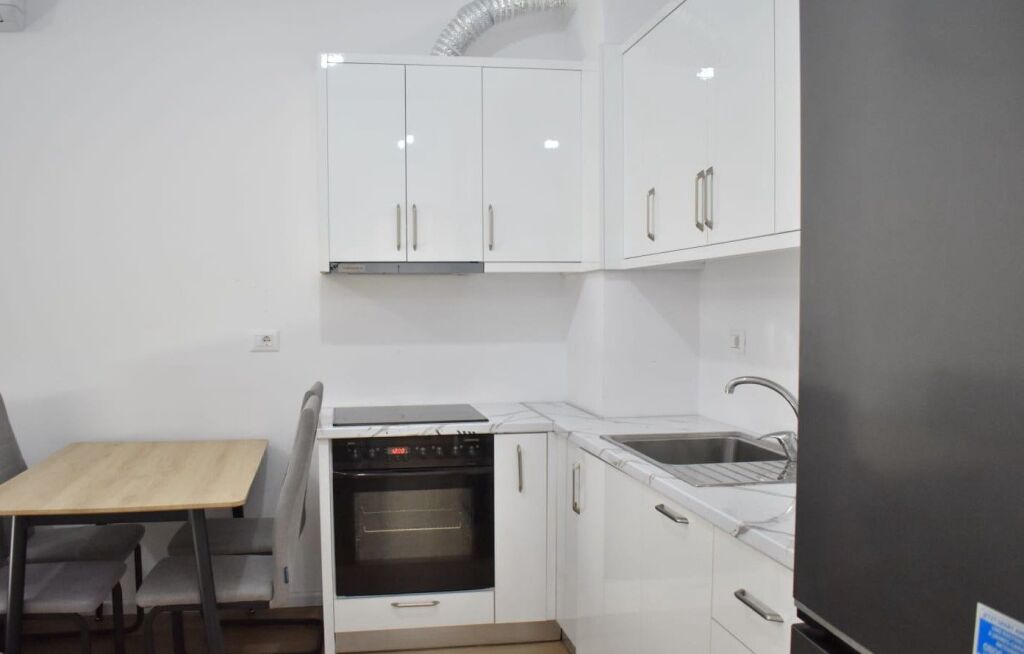 Affitto | Apartament 1 + 1 | Ali Demi | 450 €/mese