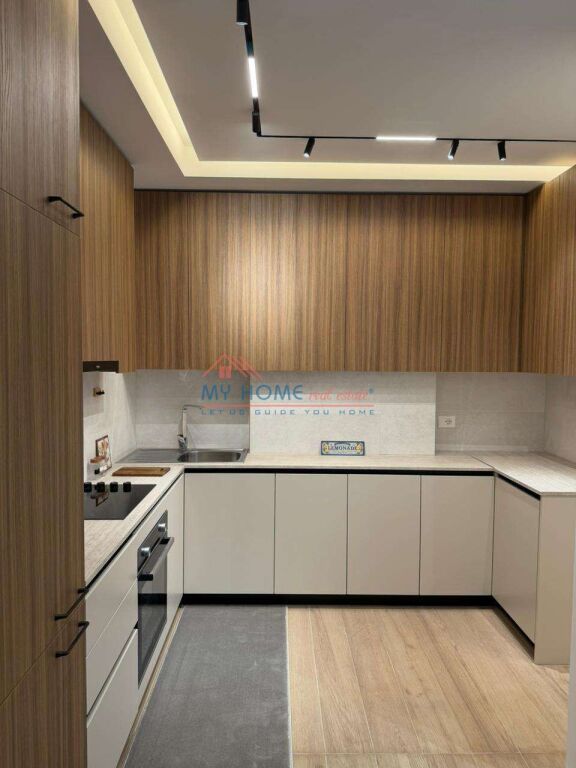 Apartament 1+1 me Qira te Zogu i Zi ne Tirane