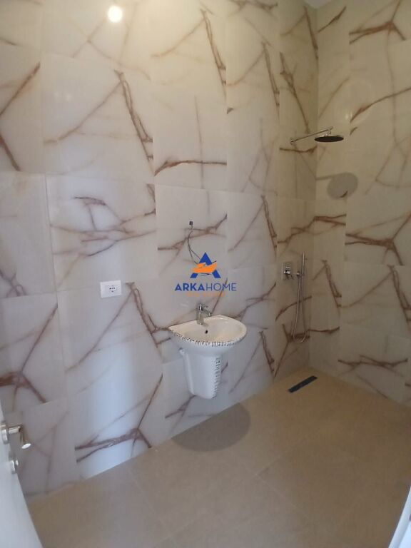 FOR RENT 2+1+BALCONY APARTMENT FOR OFFICE "RRUGA E BARRIKADAVE" 13000 EURO