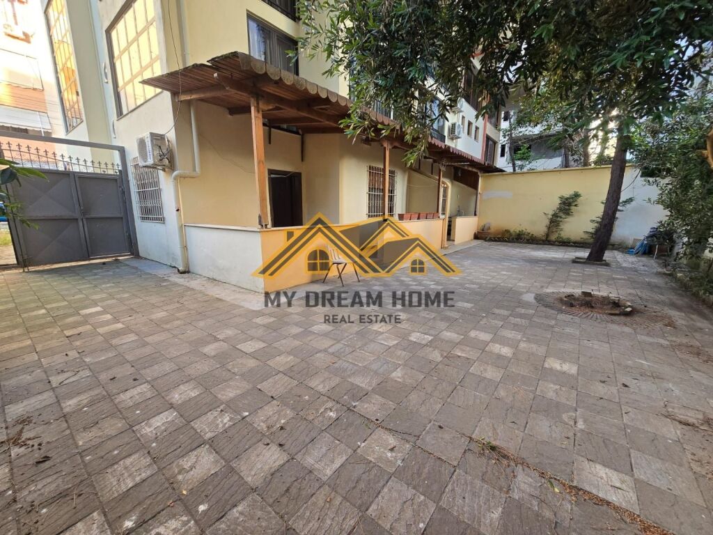 SHITET APARTAMENT 1+1 ME OBORR – SHKËMBI I KAVAJËS,VIJE E DYTE ME DETIN