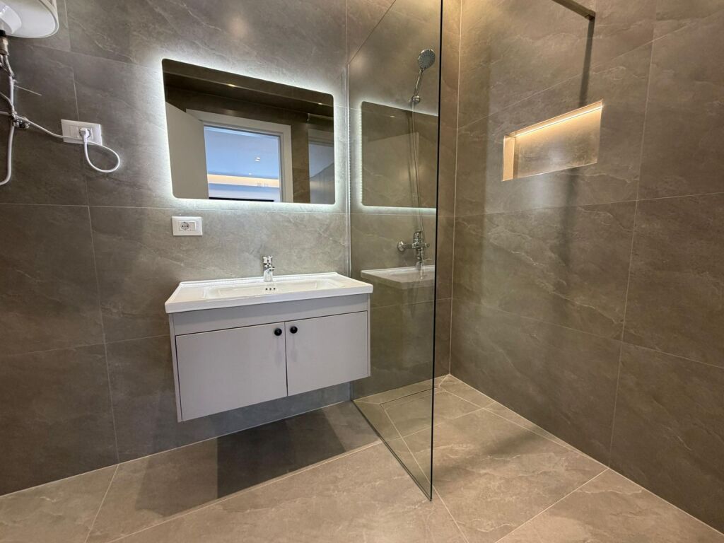 Apartamen 2+1+2 tek Rezidenca Kodra e diellit 2