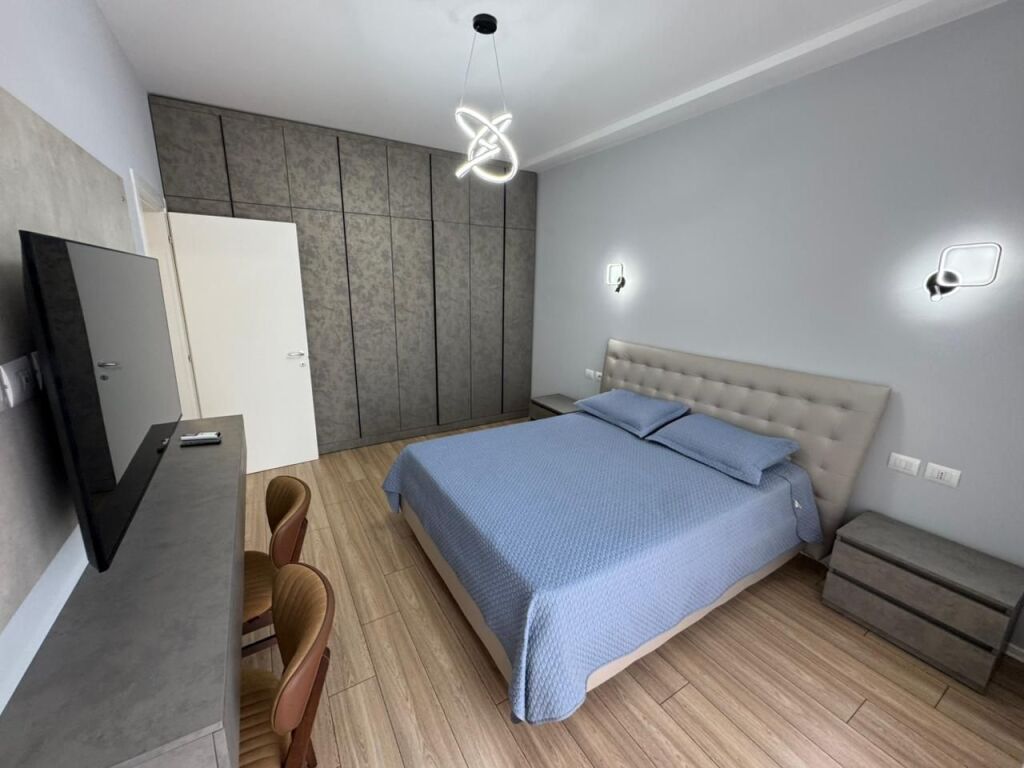 🏢 Jepet me qera 3+1+2 +Parkim 📍Tirana Garden Building,Rruga e kavajes💶 2,000€/muaj