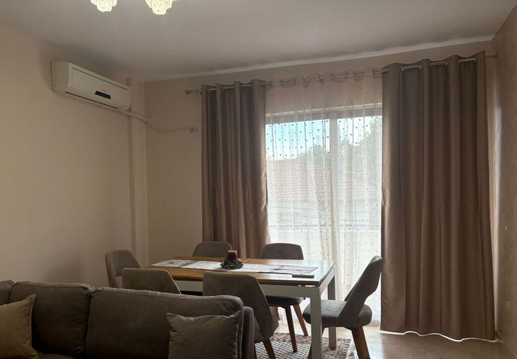 Qera | Apartament 2 + 1 | Rruga e Elbasanit-Pallati i Brigadave | 700 €/muaj