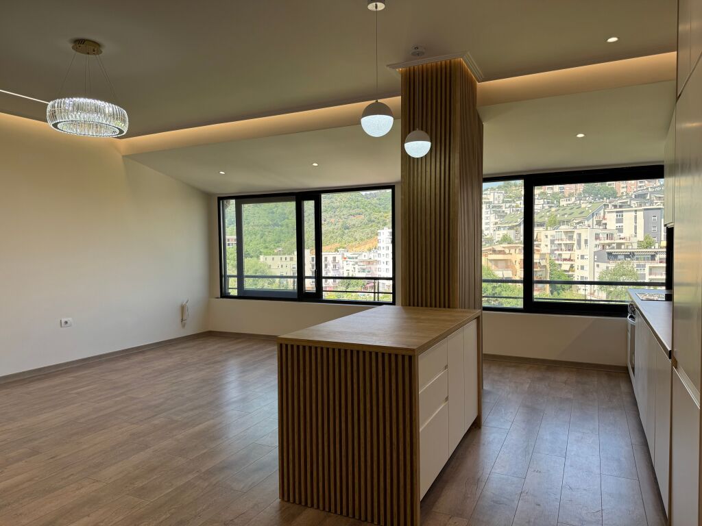 Appartamento 2+1 in vendita Lago Secco