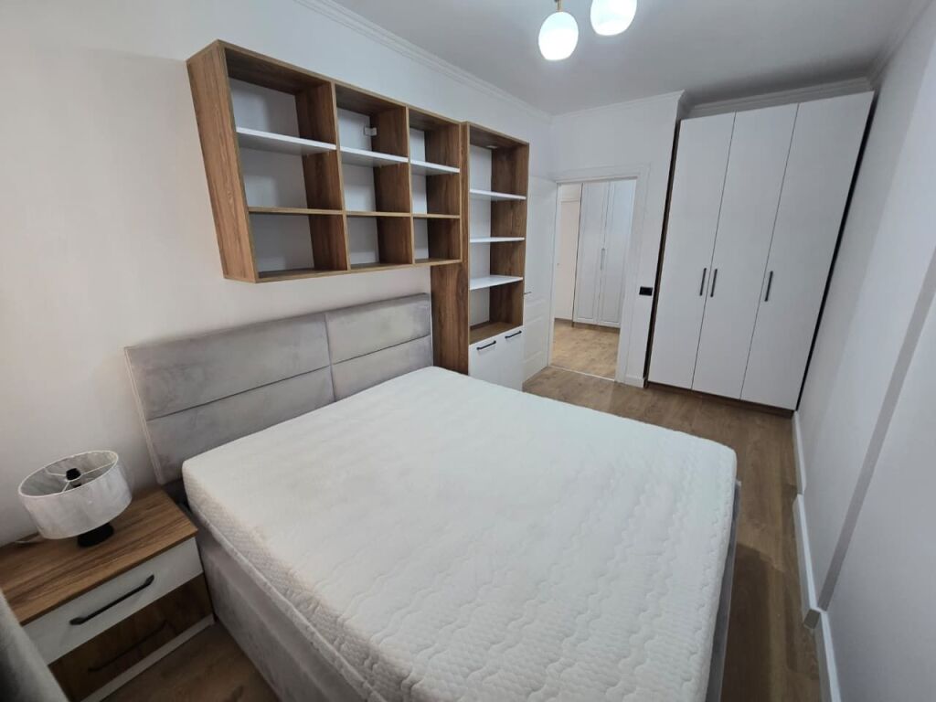 🏡 Shitet Apartament 1+1 📍Rruga Sokrat Miho, Astir