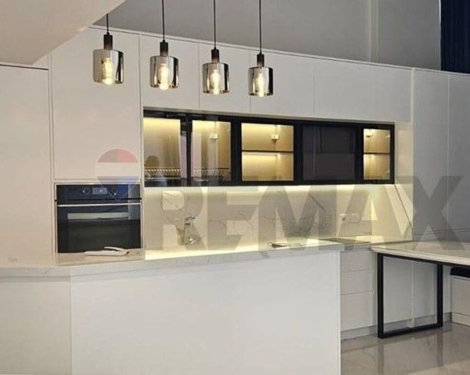 Luxurious duplex by the sea in Elite Resort, Radhimë  ID: 530471002-1428
