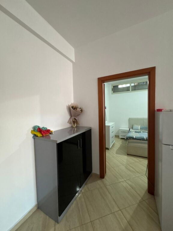 🏡✨ JEPET ME QERA Apartament 3+1 📍 Fresk💶 Çmimi: 400 Euro/muaj