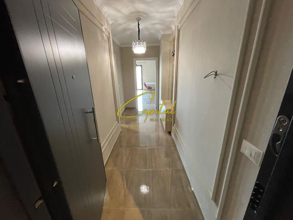 OFFICE FOR RENT 35 M2 KAVAJES STREET 400 EURO