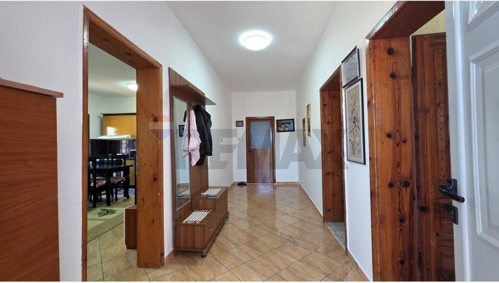 PRIVATE HOUSE FOR SALE OPPORTUNITY