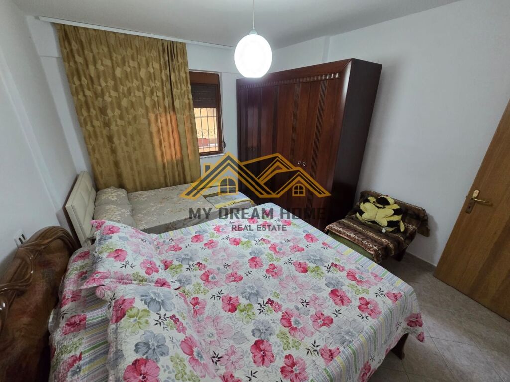 SHITET APARTAMENT 1+1 ME OBORR – SHKËMBI I KAVAJËS,VIJE E DYTE ME DETIN