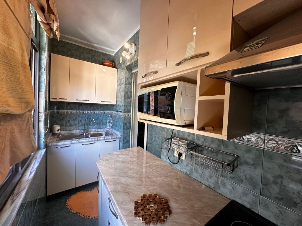 Qera, Apartament 2+1, Myslym Shyr, Tirane