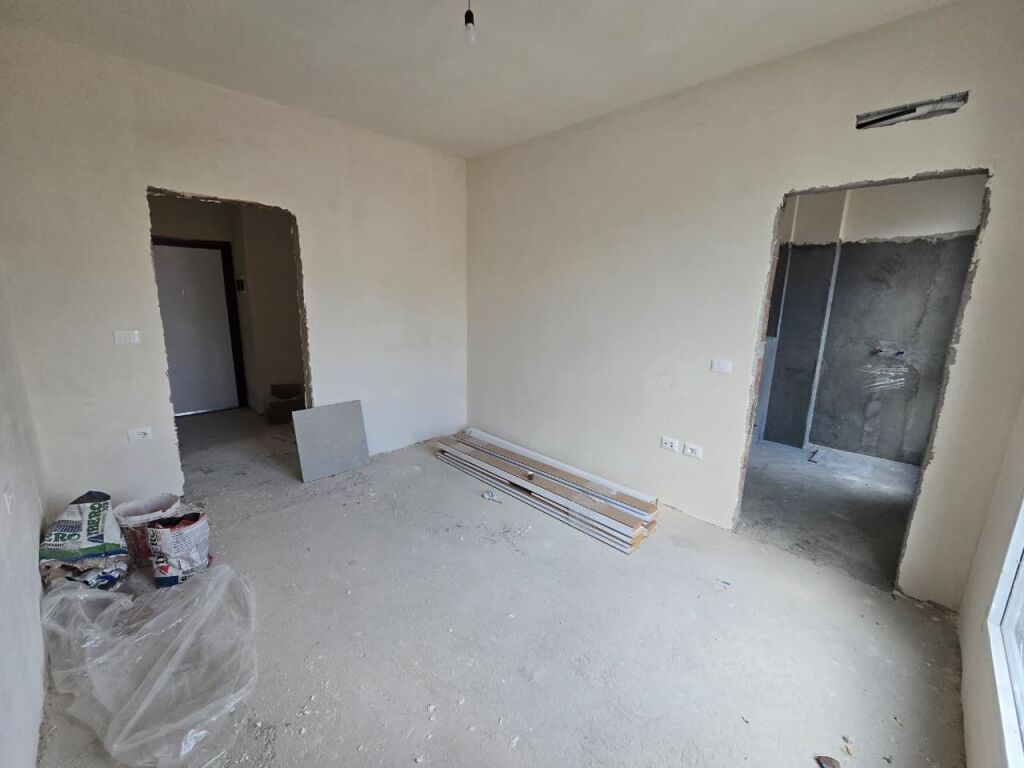 Apartament 2+1 ne Shitje Prane Fushes ne Ali Dem