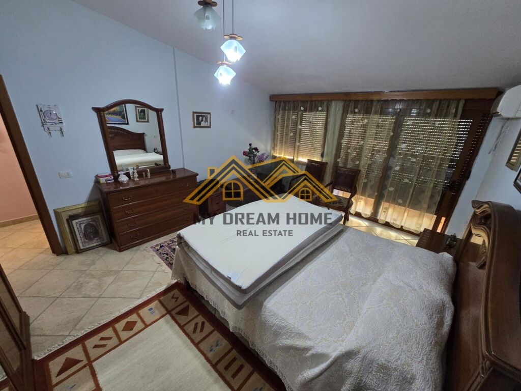 SHITEN 2 APARTAMENTE 1+1 , 20 m larg detit , SHKEMBI KAVAJE ME PAMJE DETI