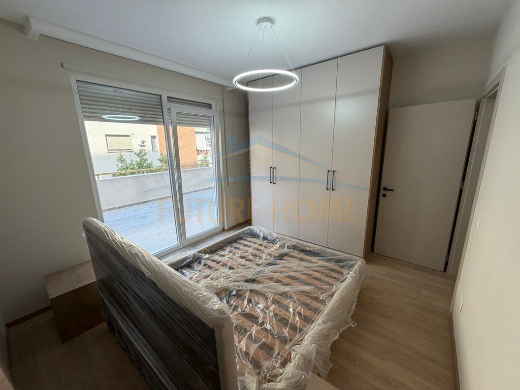 Jap me qera apartament 1+1pranë Kopshti Zoologjik, Tiranë.