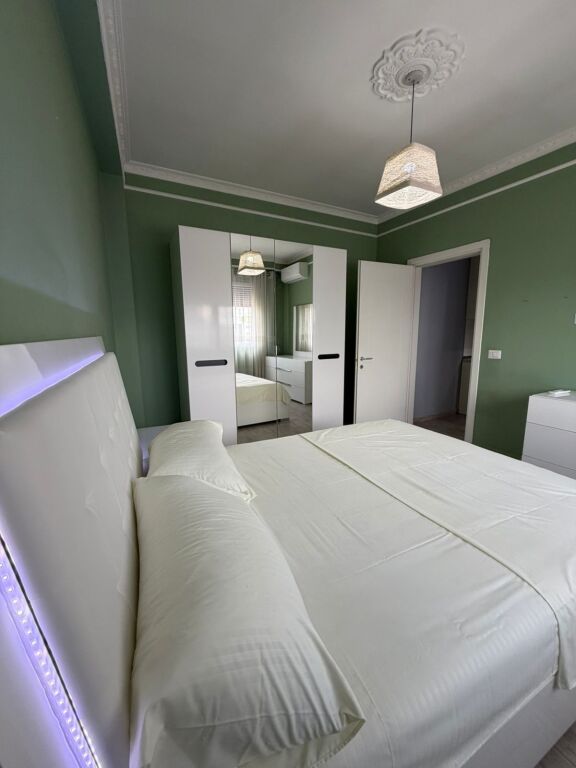 Qera | Apartament 1 + 1 | Farmacia 10 | 600 €/muaj
