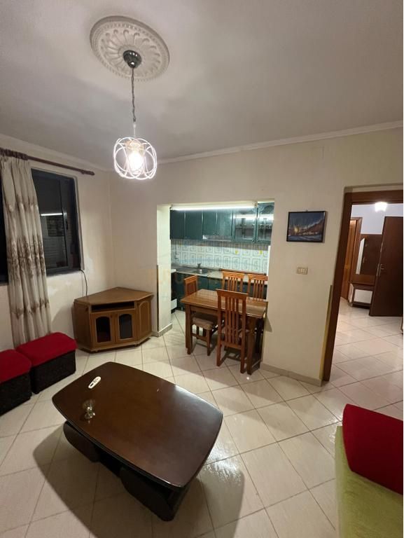 Qera,Apartament 1+1, Shkoze, Tirane