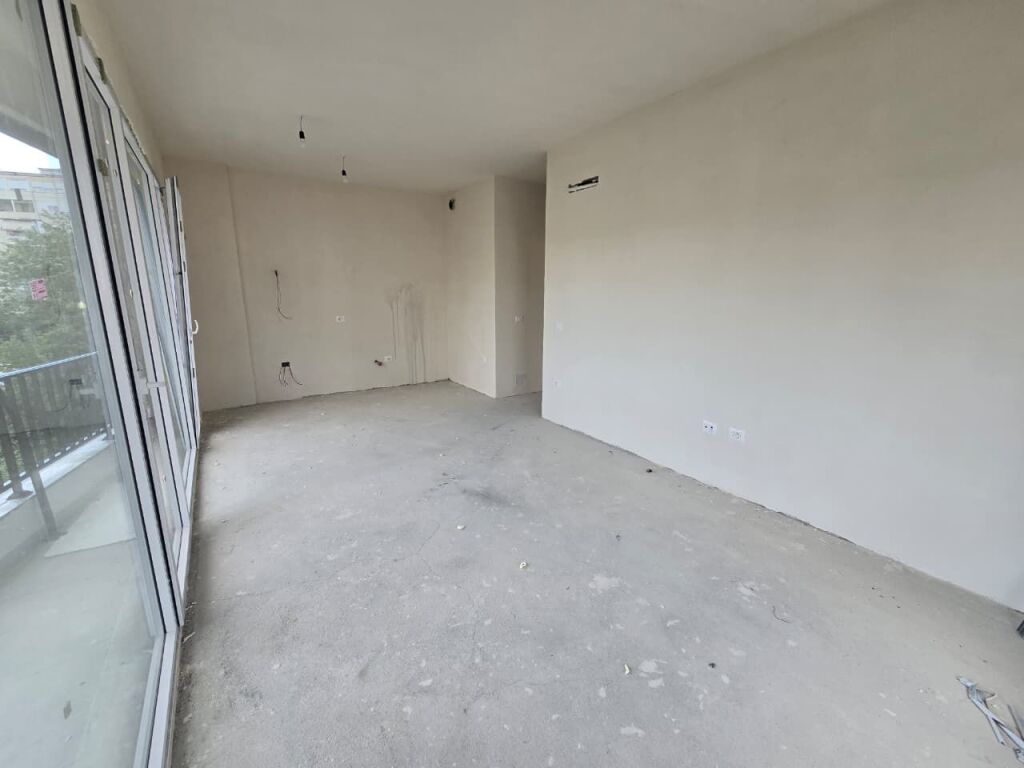 Apartament 2+1 ne Shitje Prane Fushes ne Ali Dem