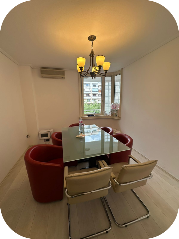 FOR RENT | OFFICE IN BLLOK