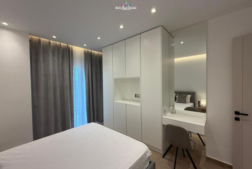 Apartment For Rent 1+1 At Zogu i Zi (ID B2101364) Tirane