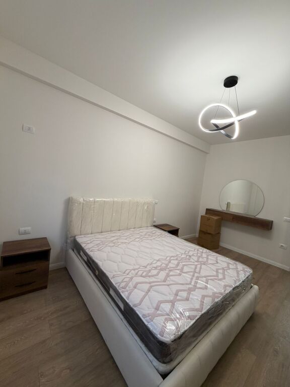 Apartament 1+1 per qira tek Kika 2 tek Komuna e Parisit.
