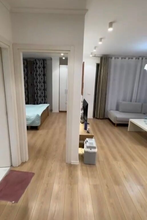 Jepet me qira 1+1 FIORI DI BOSKO 620 mije leke