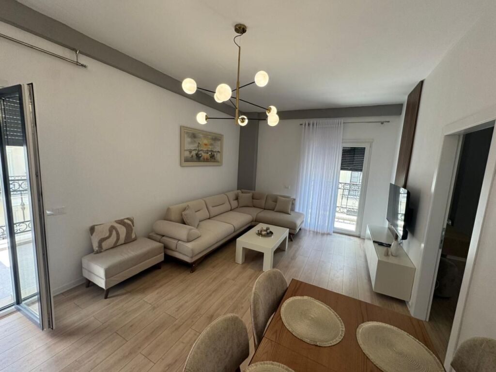 super apartament me qira ne Sauk