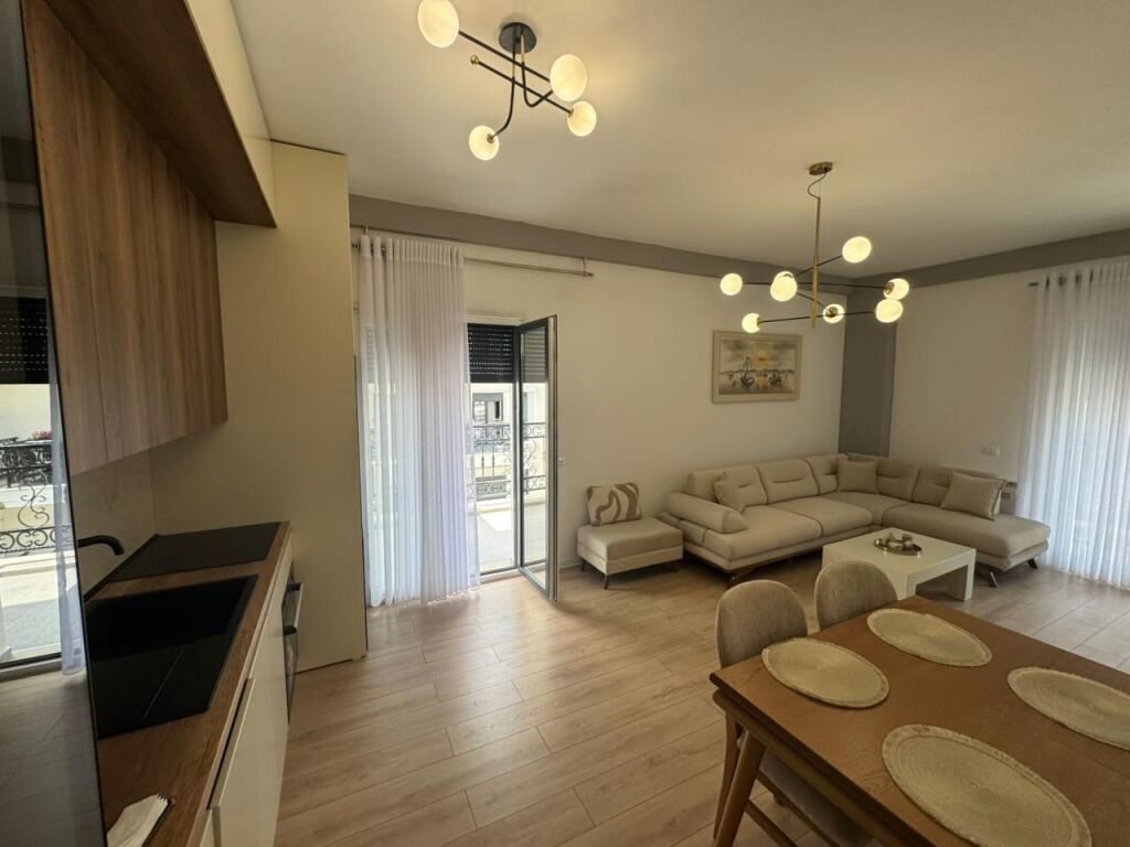 super apartament me qira ne Sauk