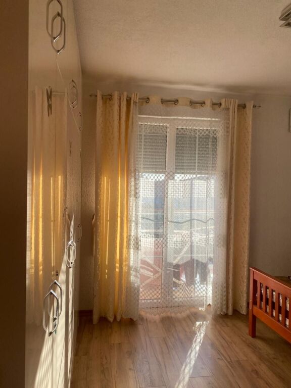 Qera | Vilë 2 + 1 | Rruga 5 Maji | 530 €/muaj