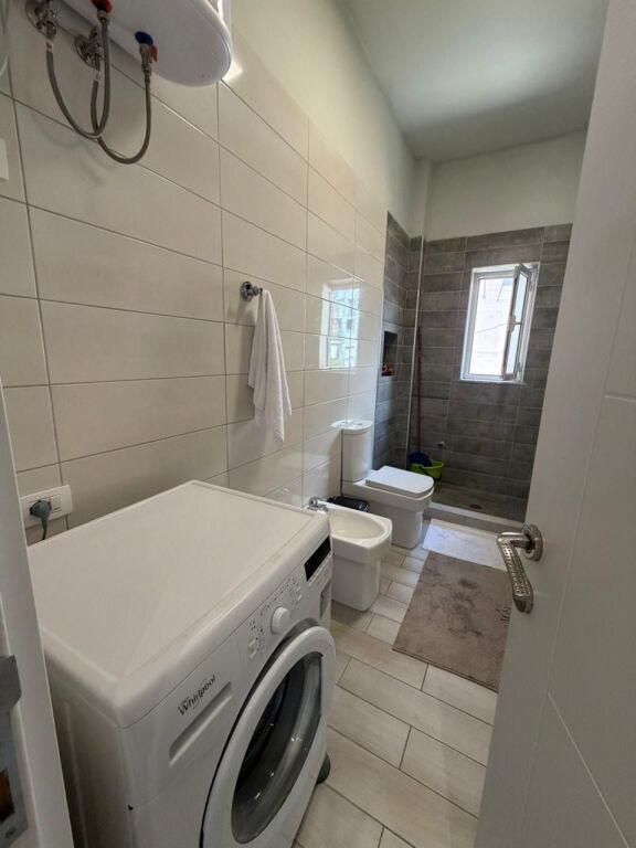 Apartament 2+1 me qira