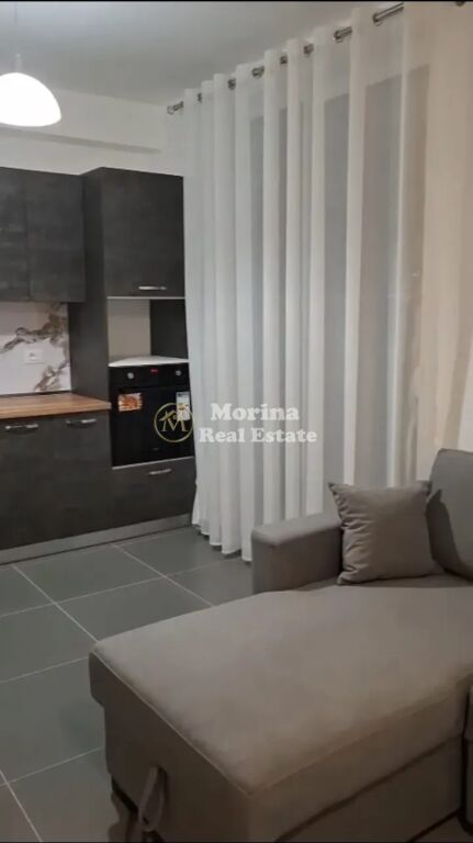 Rent | Apartament 3 + 1 | Rruga 5 Maji | 650 €/month