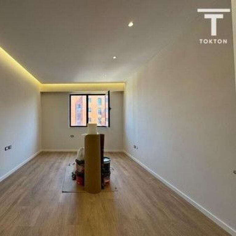 IN VENDITA, APPARTAMENTO 2+1+2+VERANDA, COMPLESSO URBAN GATE, ASTIR, TIRANA