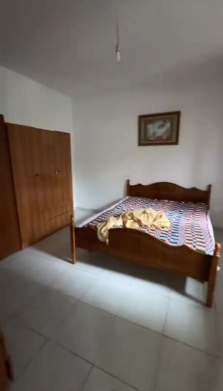 Qera | Shtëpi private 1 + 1 | Rruga 5 Maji | 300 €/muaj