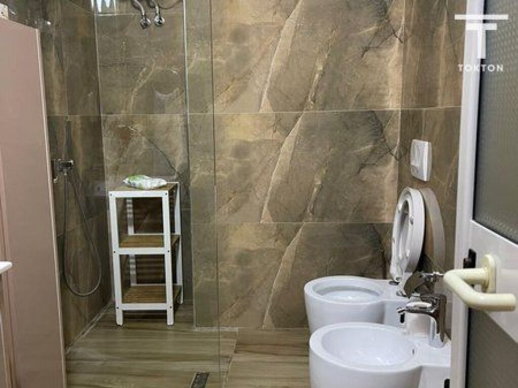 SHITET APARTAMENT 2+1+2, RRUGA: "ISUF ELEZI" TIRANË