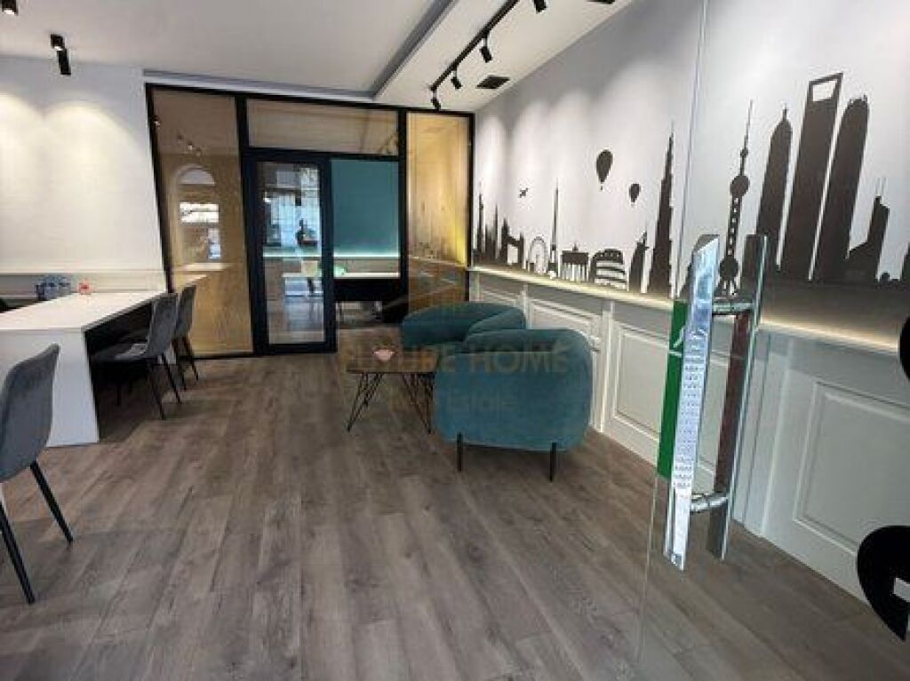 Qera, Zyrë në Rrugën Arkitekt Sinani, Kryqëzimi i Brrylit, Tiranë