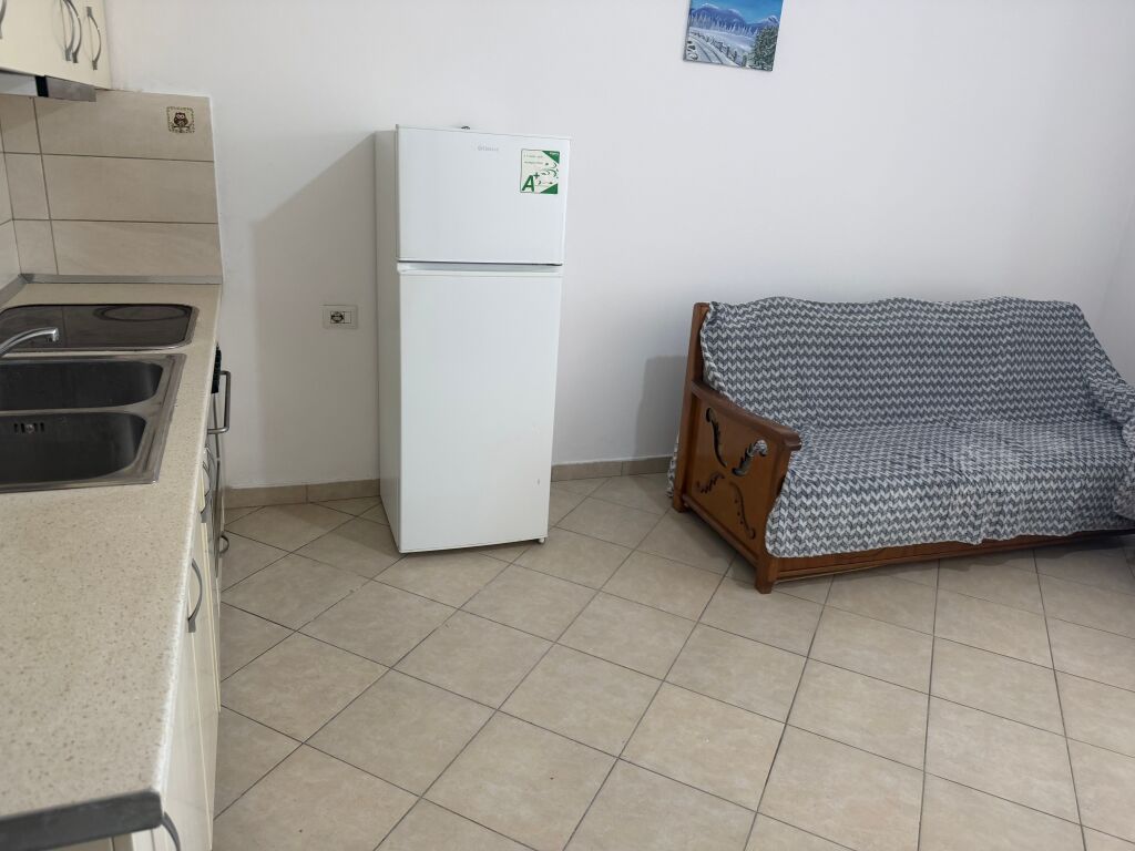 1+1,te vila L 2 astir,350 mije leke