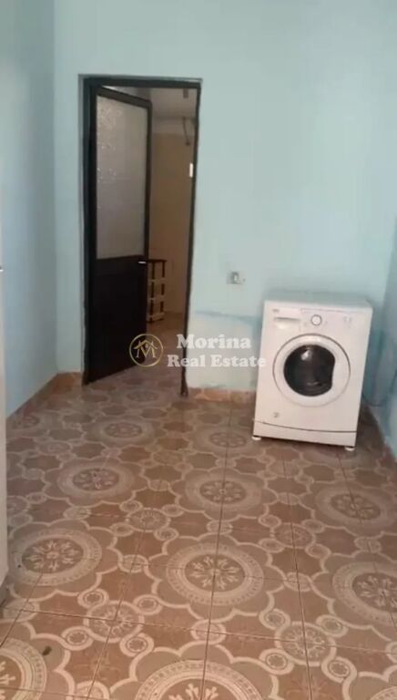 Qera | Shtëpi private 1 + 1 | Rruga 5 Maji | 300 €/muaj