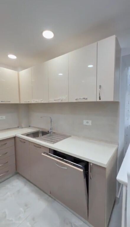 Affitto | Apartament 2 + 1 | QSUT | 600 €/mese
