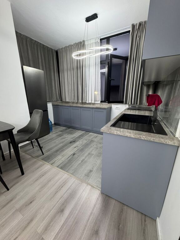 Apartament 1+1 me qira tek Rruva Fortuzi