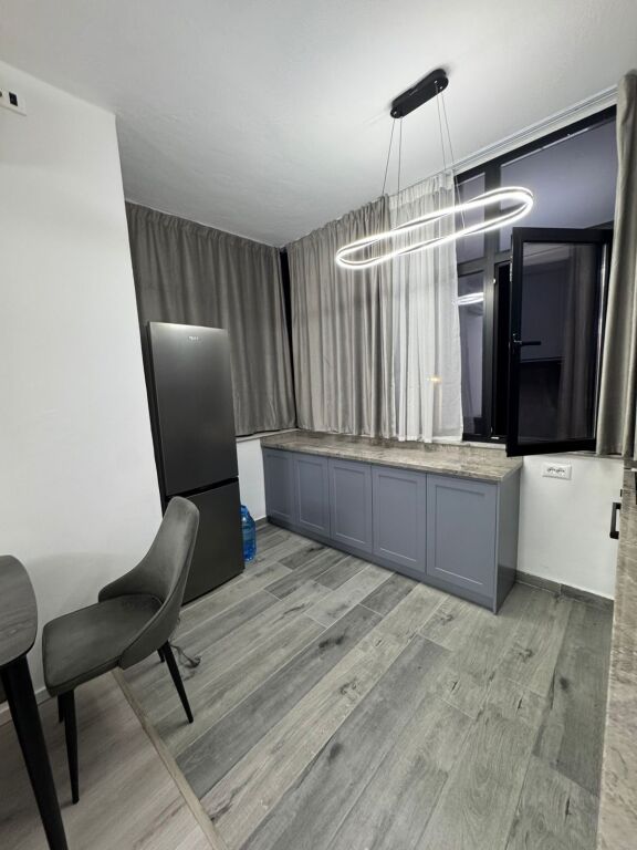 Apartament 1+1 me qira tek Rruva Fortuzi
