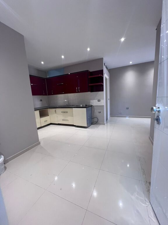 Apartment for rent – 5 Maji Street  Concord Center) !