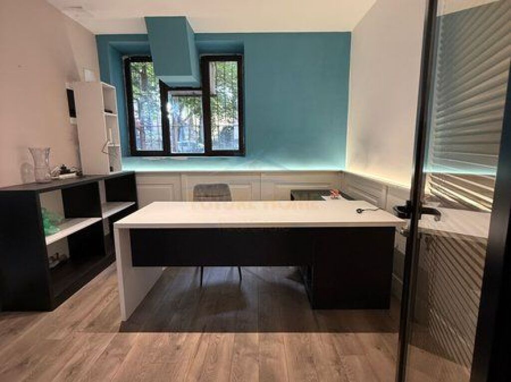Qera, Zyrë në Rrugën Arkitekt Sinani, Kryqëzimi i Brrylit, Tiranë