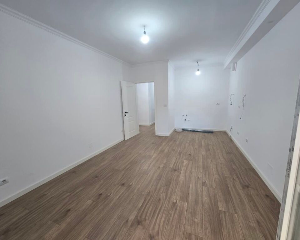 Zyre 2+1/Qera📍Rruga e Bogdaneve 📌700€