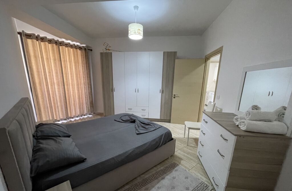 Rent | Apartament 1 + 1 | Pallati me Shigjeta | 550 €/month